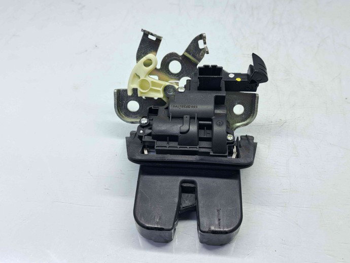 Broasca haion Audi Q5 (8RB) [Fabr 2008-2016] 8R0827505