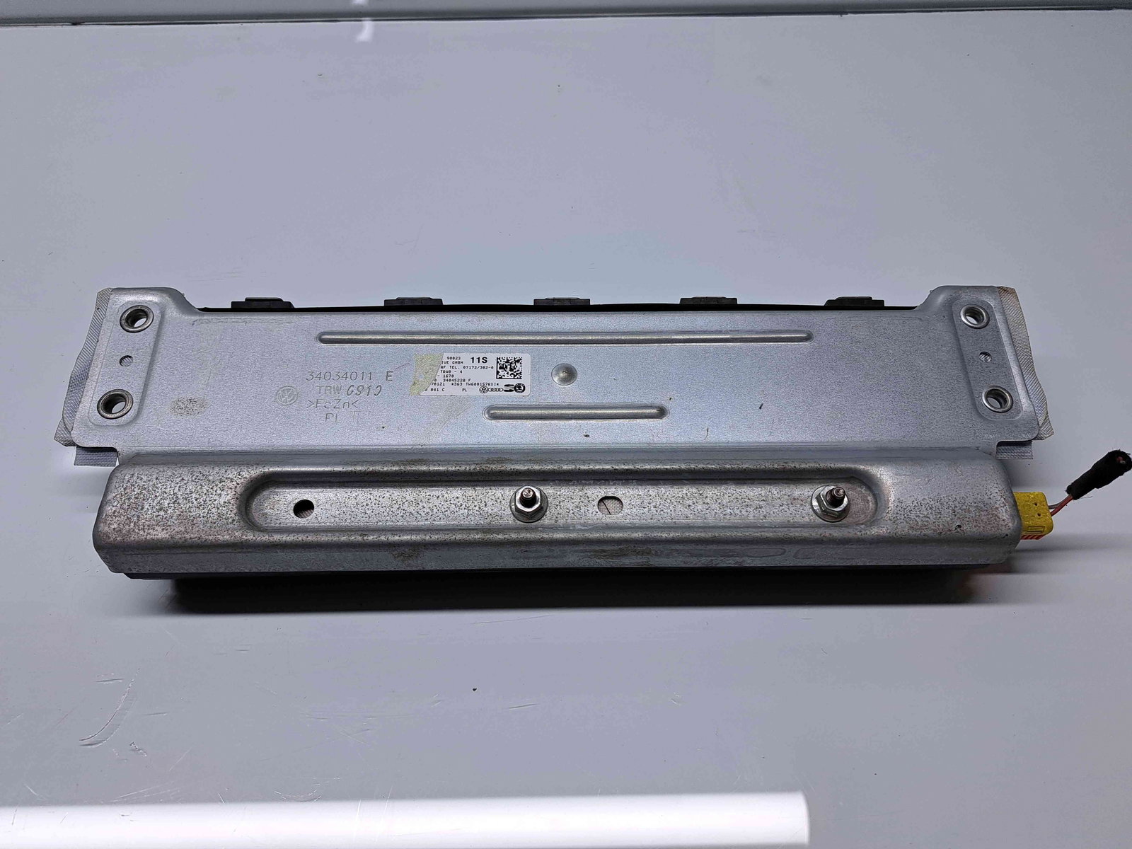 Airbag genunchi Volkswagen Golf 6 (5K1) [Fabr 2009-2013] 5K2880841C - imagine 3