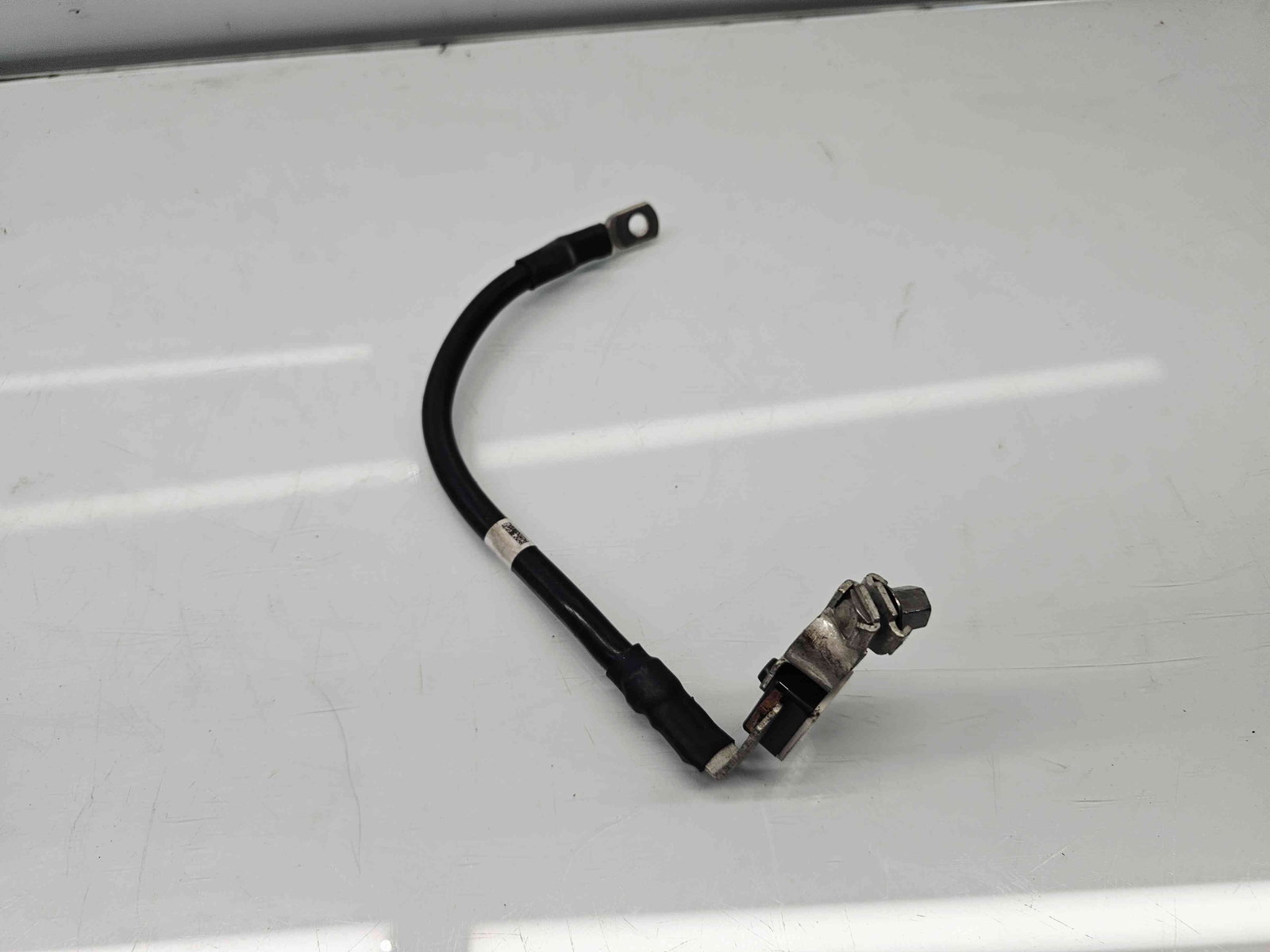 Borna baterie (-) AudiA6 (4A2, C8) S-line [Fabr 2018-2025] 4K0915181 - imagine 1