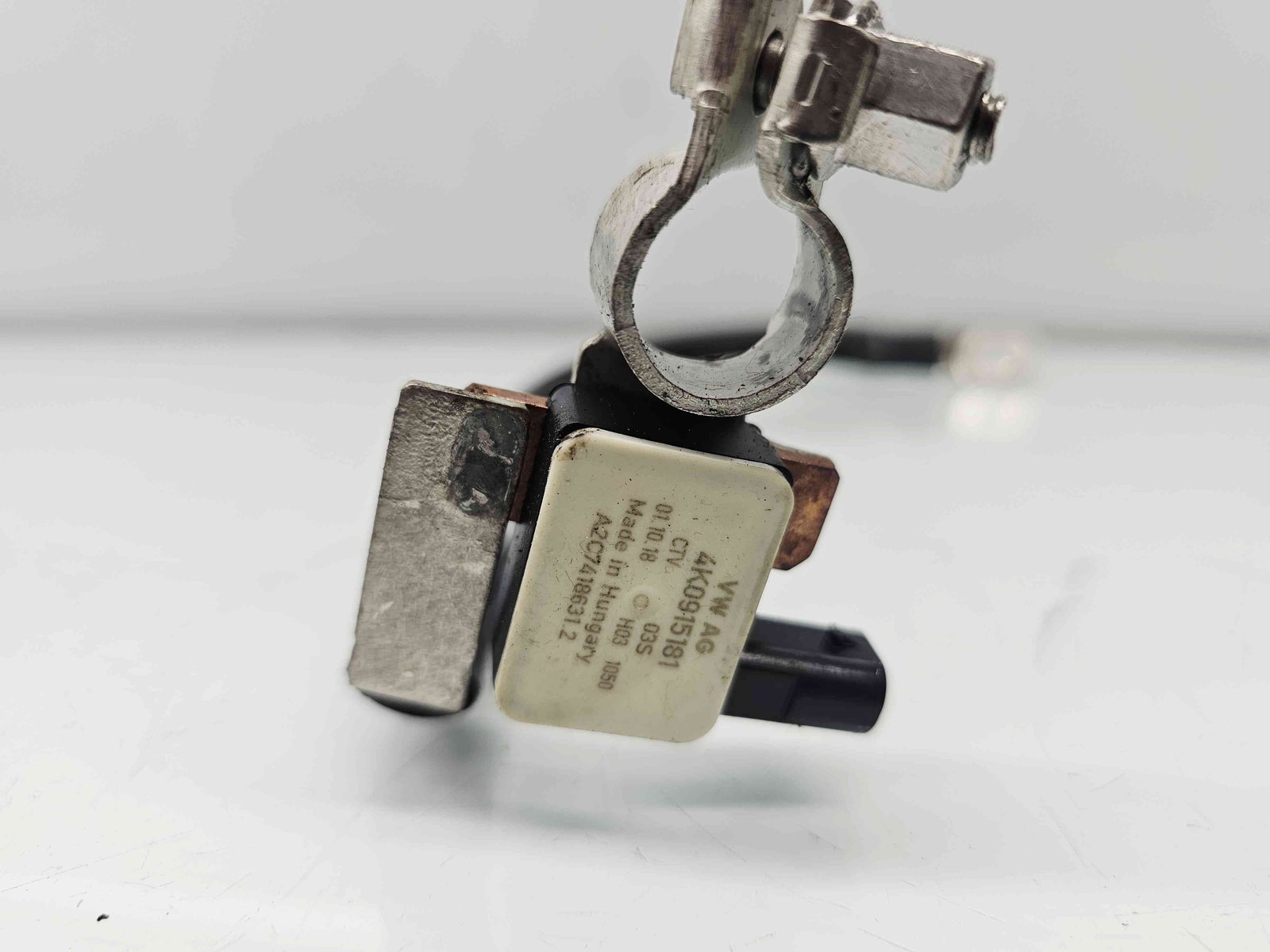 Borna baterie (-) AudiA6 (4A2, C8) S-line [Fabr 2018-2025] 4K0915181 - imagine 2