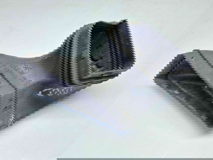 Difuzor captare aer Audi A4 (8K2, B8) [Fabr 2008-2015] 8R0129739A