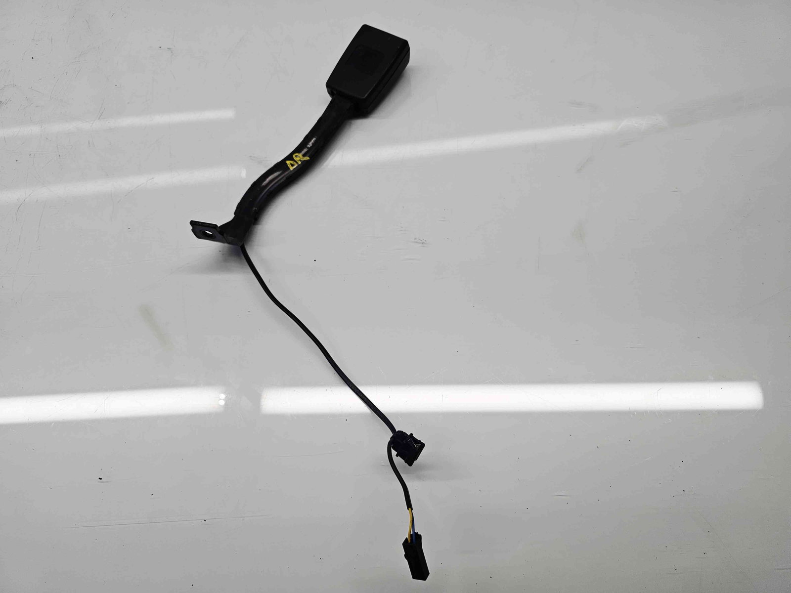 Capsa centura dreapta fata Skoda Octavia 2 Combi (1Z5) [Fabr 2004-2013] Facelift 1Z2858472B - imagine 3