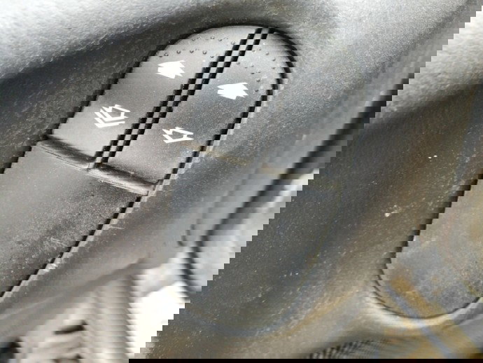 Butoane geamuri electrice Ford Focus 1 Coupe 1.8 Diesel OEM 1999-2005