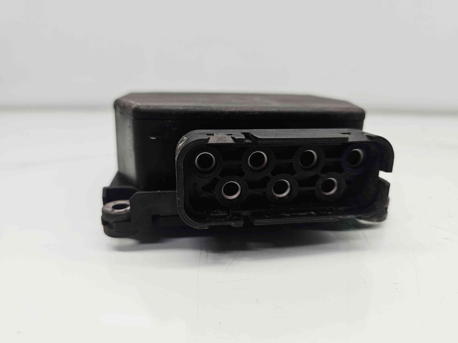 Distribuitor vacuum MITSUBISHI Outlander II [Fabr 2006-2015] 6Q0906625E 2.0 BSY 103KW / 140CP - imagine 2