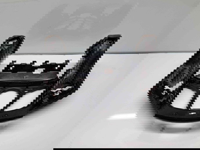  Grila aerisire centrala Ford Fiesta 6 facelift [Fabr 2008-2019] 8A61-18A802-BJW