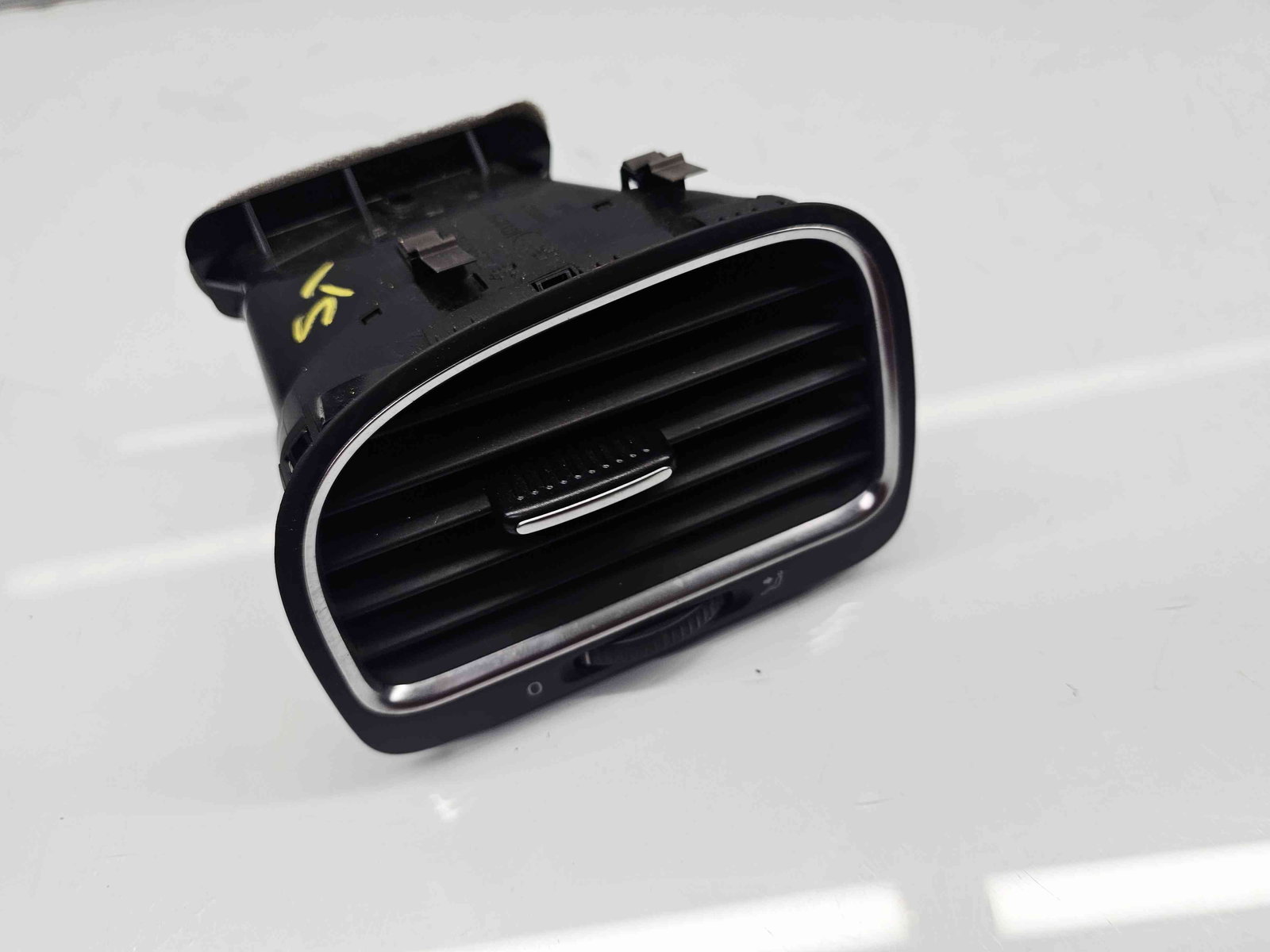 Grila aerisire stanga Volkswagen Golf 6 (5K1) [Fabr 2009-2013] 5K0819709 - imagine 6