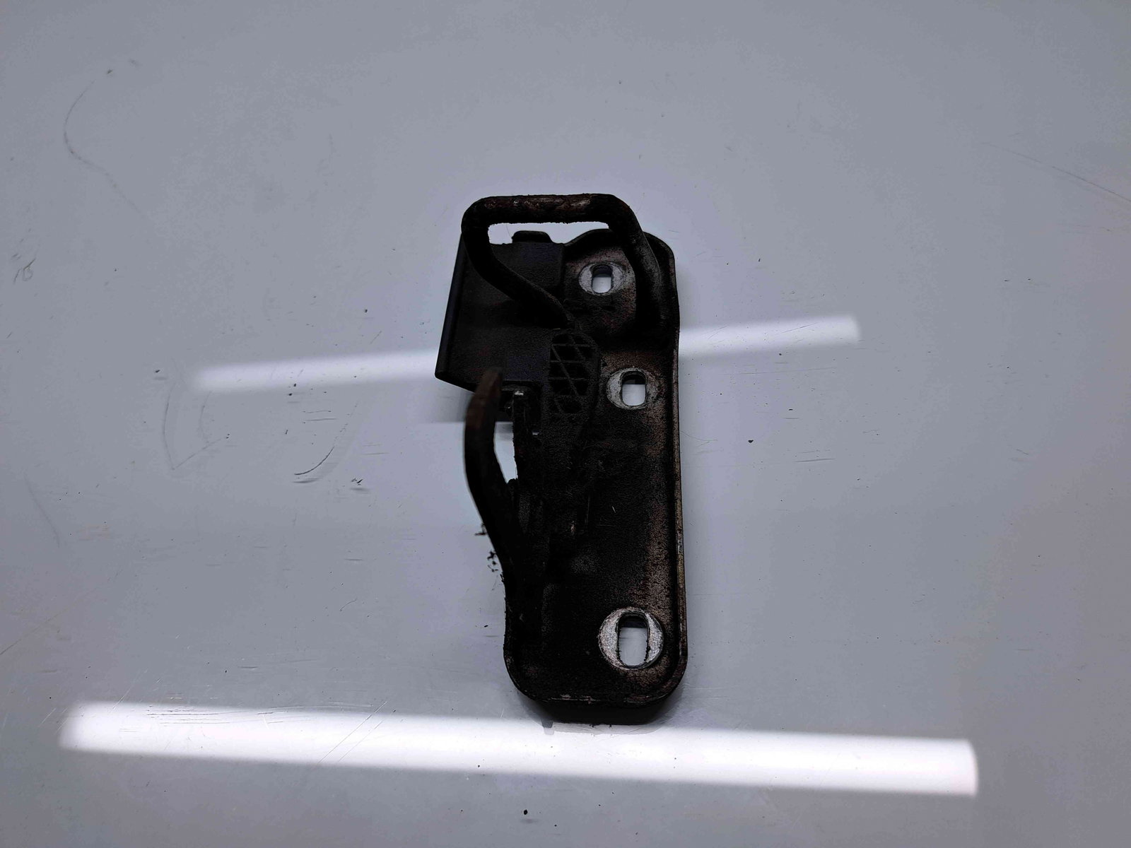 Maner deschidere capota Volkswagen Golf 6 (5K1) [Fabr 2009-2013] OEM - imagine 3