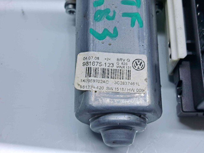Motoras geam stanga fata Volkswagen Passat B6 (3C2) [Fabr 2005-2010] 1K0959792N / 3C2837461L