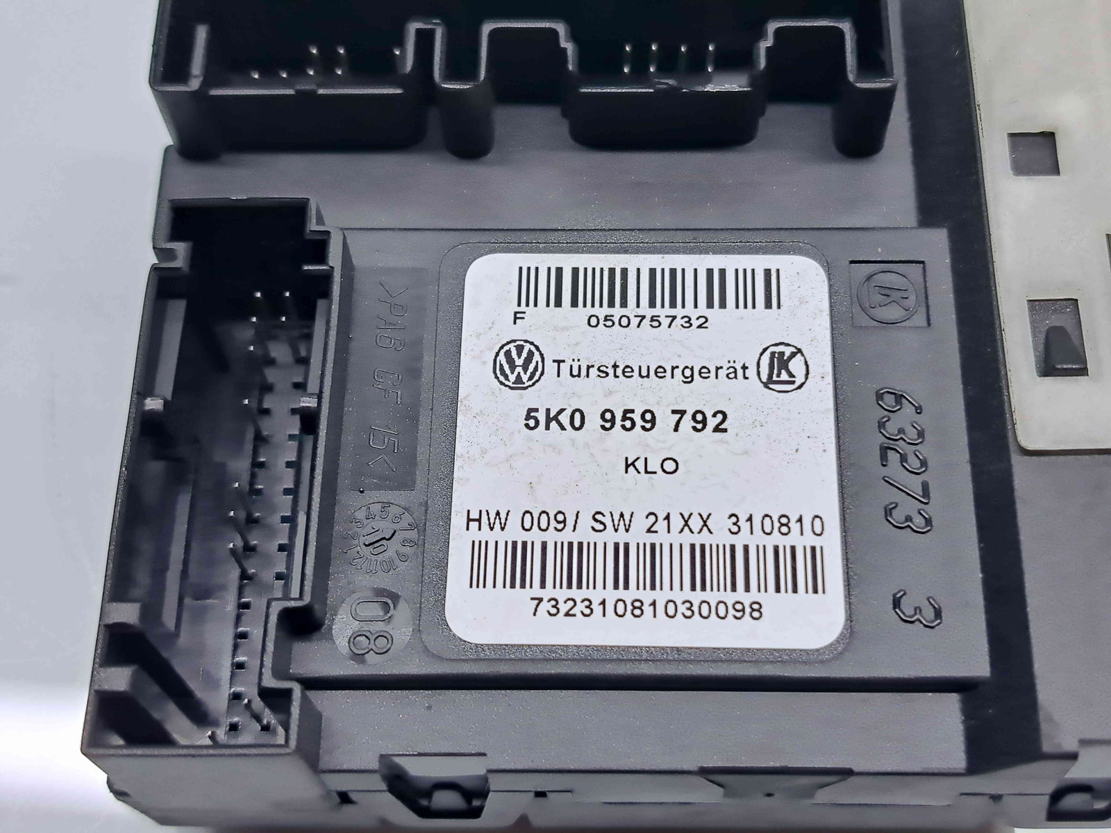 Motoras geam stanga fata Volkswagen Golf 6 (5K1) [Fabr 2009-2013] 5K0959792 / 5K0959702D - imagine 5