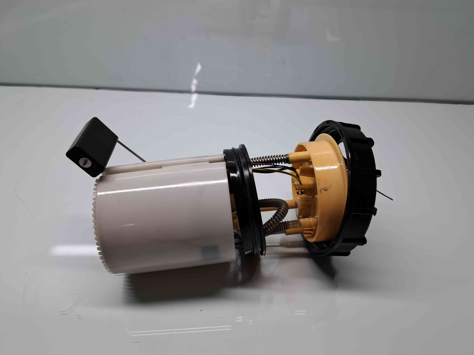 Pompa combustibil Skoda Fabia 2 Combi (5J, 545) [Fabr 2007-2014] 6R0919050H 1.6 TDI CAYC 77KW / 105CP - imagine 3