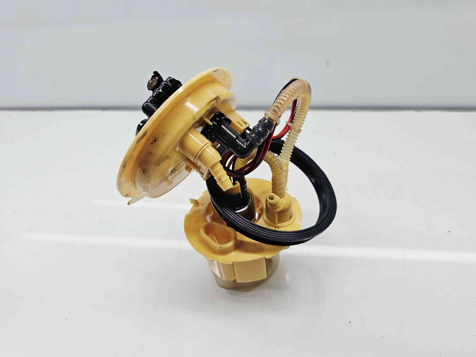 Pompa combustibil Audi A6 (4A2, C8) S-line [Fabr 2018-2025] OEM 2.0 TDI DFBA 150KW / 204CP - imagine 2