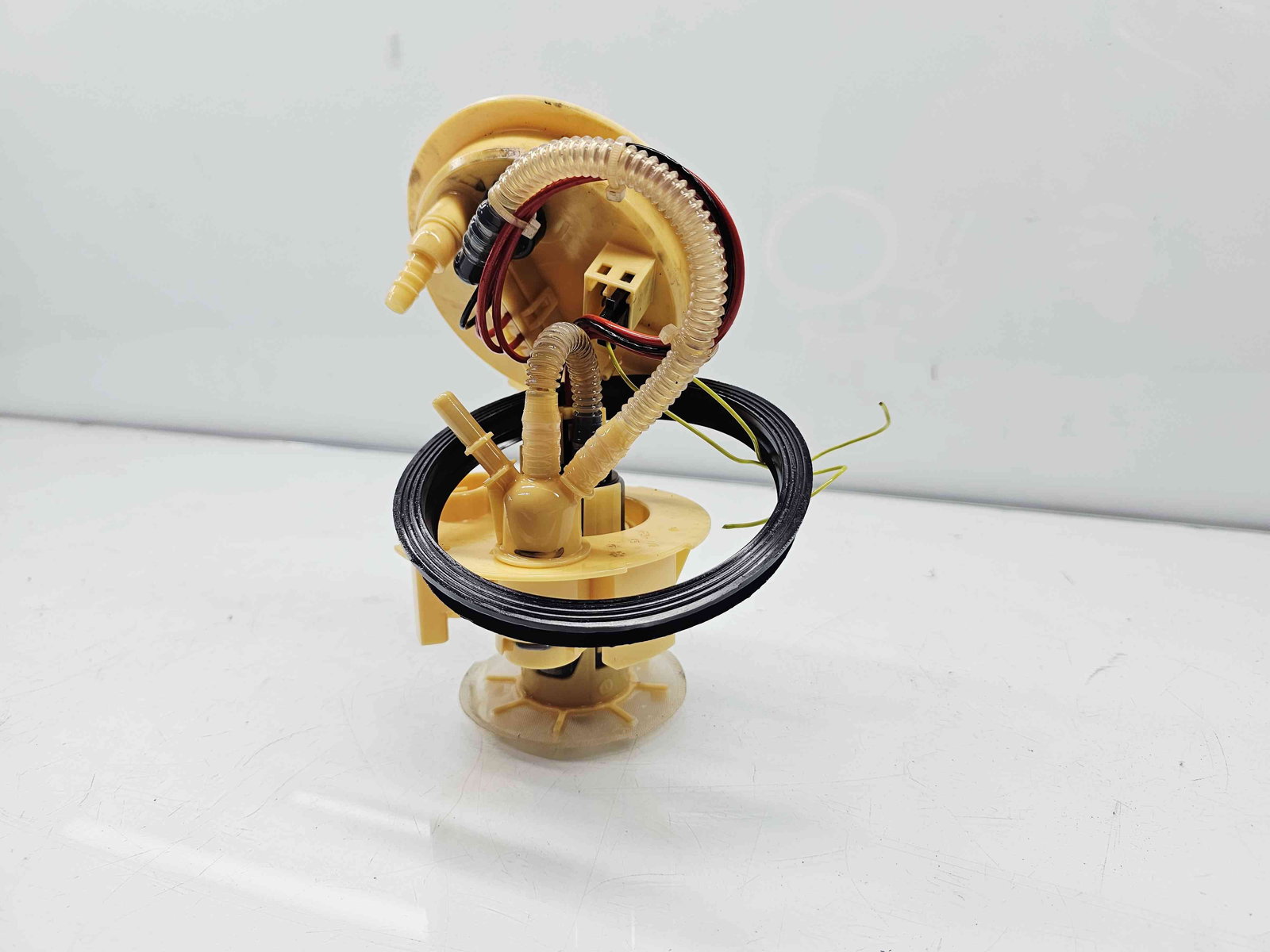 Pompa combustibil Audi A6 (4A2, C8) S-line [Fabr 2018-2025] OEM 2.0 TDI DFBA 150KW / 204CP - imagine 4