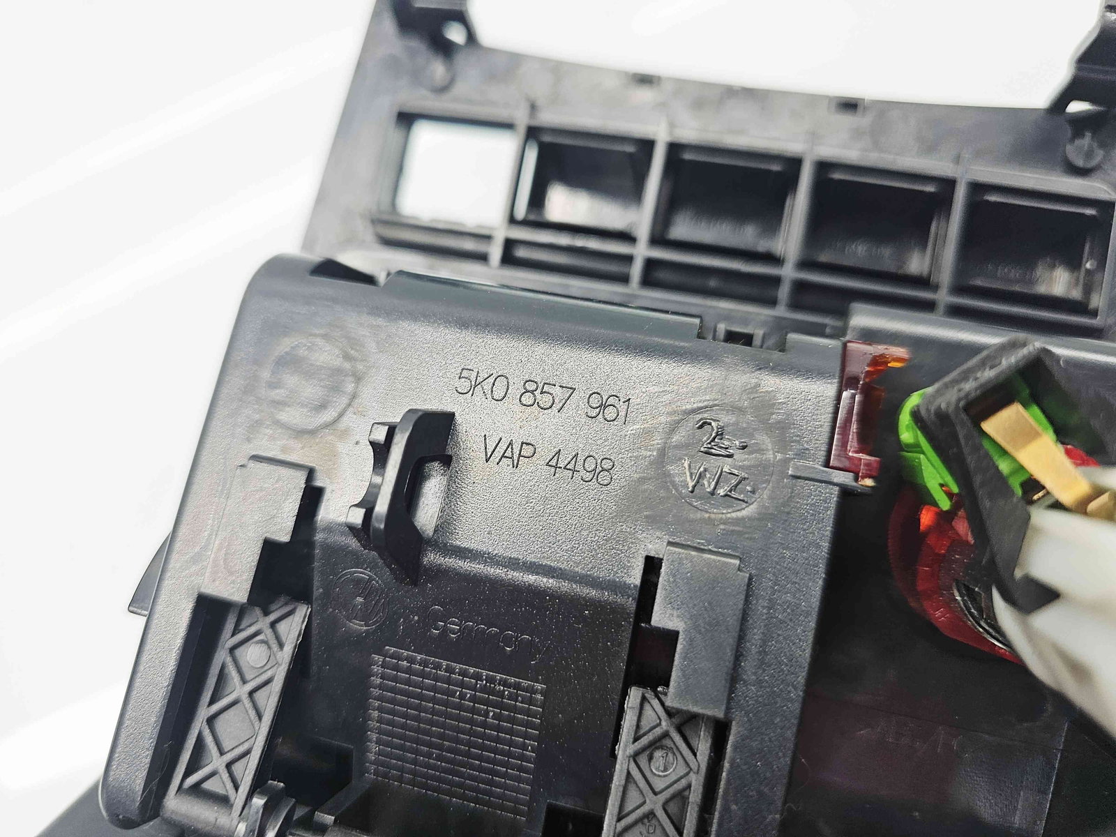 Scrumiera Volkswagen Golf 6 (5K1) [Fabr 2009-2013] 5K0857961 - imagine 5