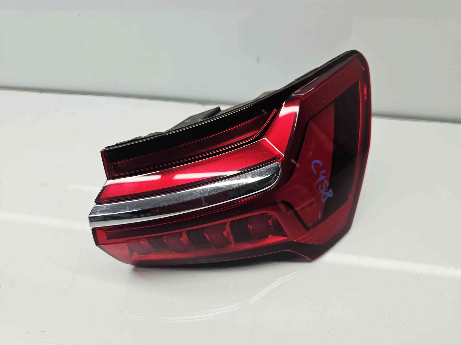 Stop aripa dreapta Audi A6 (4A2, C8) S-line [Fabr 2018-2025] 4K5945092 - imagine 1