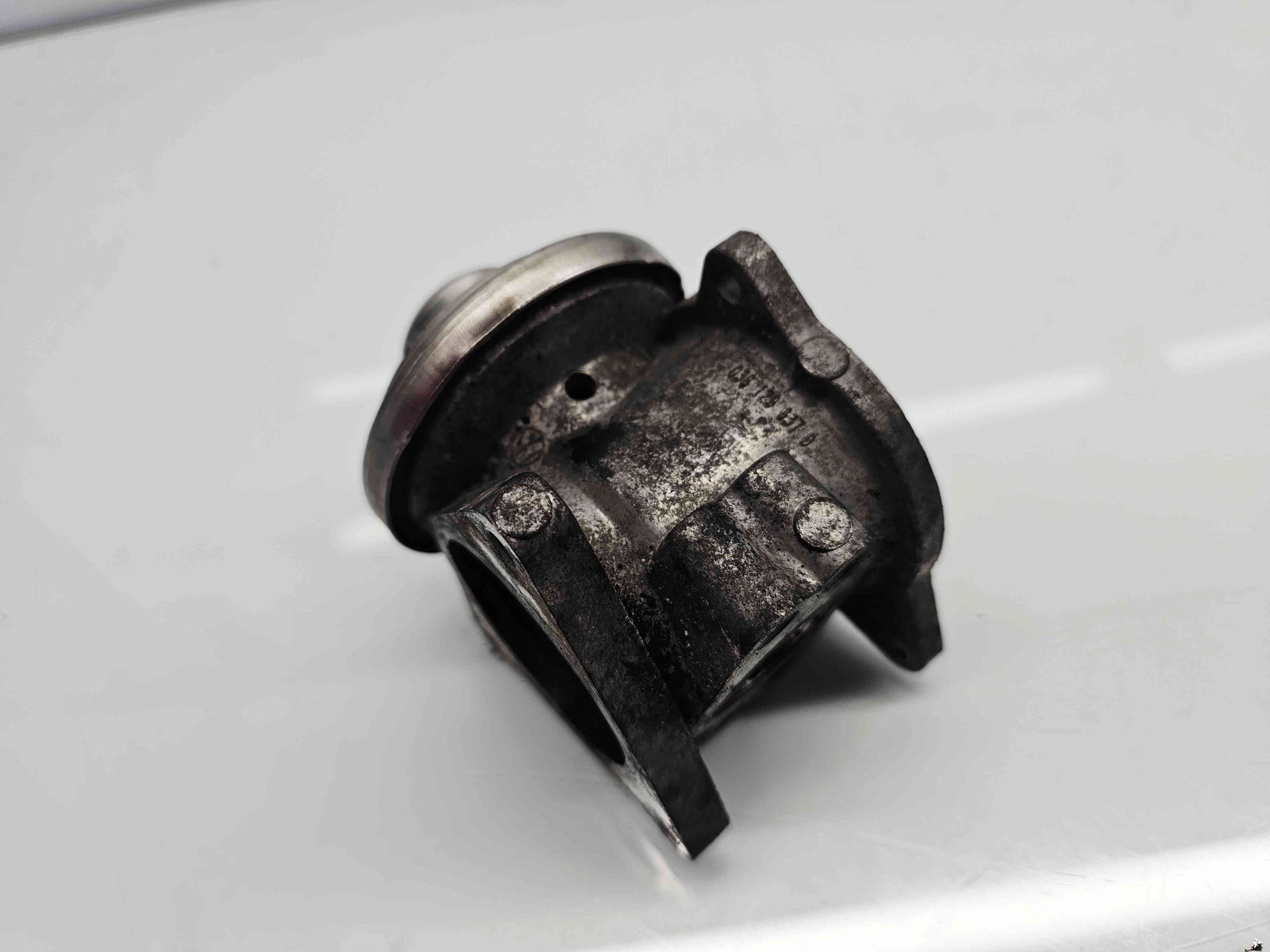 Supapa EGR MITSUBISHI Outlander II [Fabr 2006-2015] 038129637D 2.0 BSY 103KW / 140CP - imagine 4