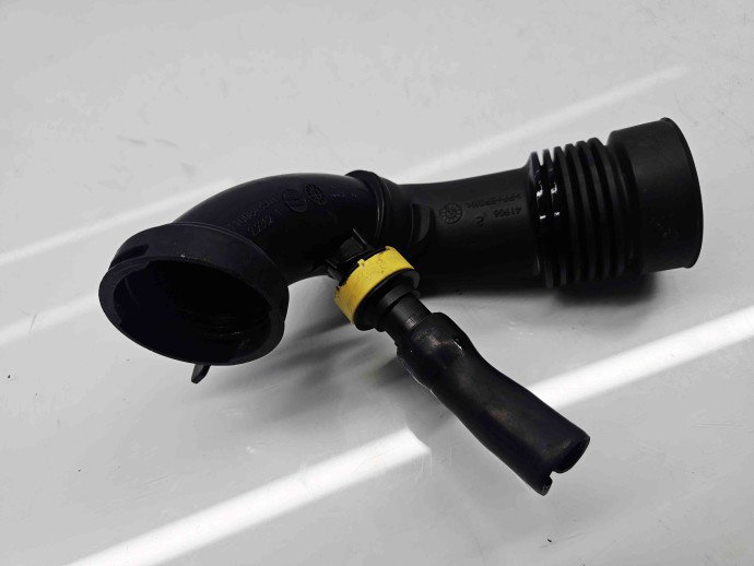 Tub admisie aer Citroen C4 Cactus [Fabr 2014-2017] 9801021780 1.6 HDI DV6FD 73KW / 100CP
