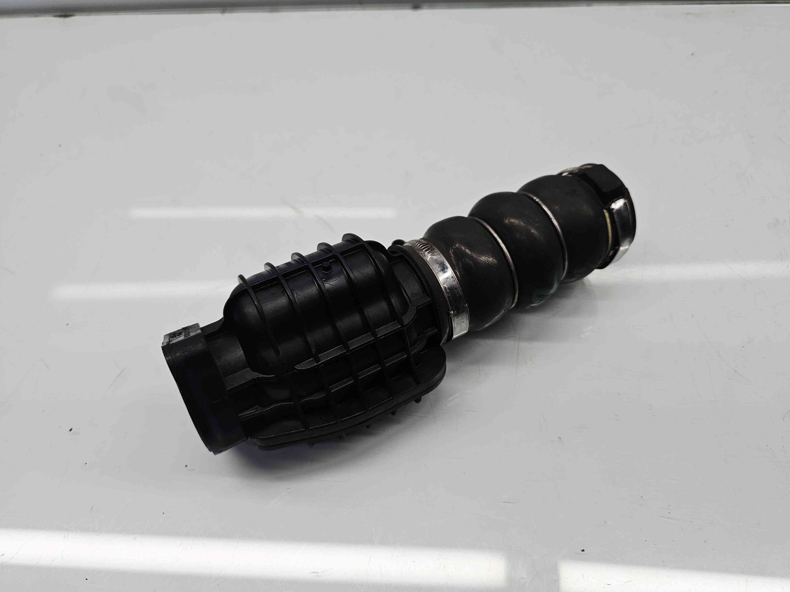 Tub intercooler Citroen C4 Cactus [Fabr 2014-2017] 9687261180 1.6 HDI DV6FD 73KW / 100CP - imagine 1