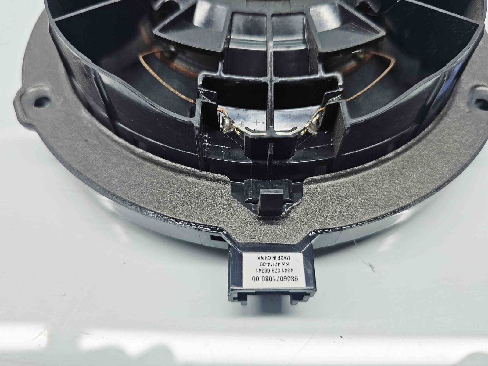 Boxa dreapta fata Citroen C4 Cactus [Fabr 2014-2017] 9806071080 - imagine 4