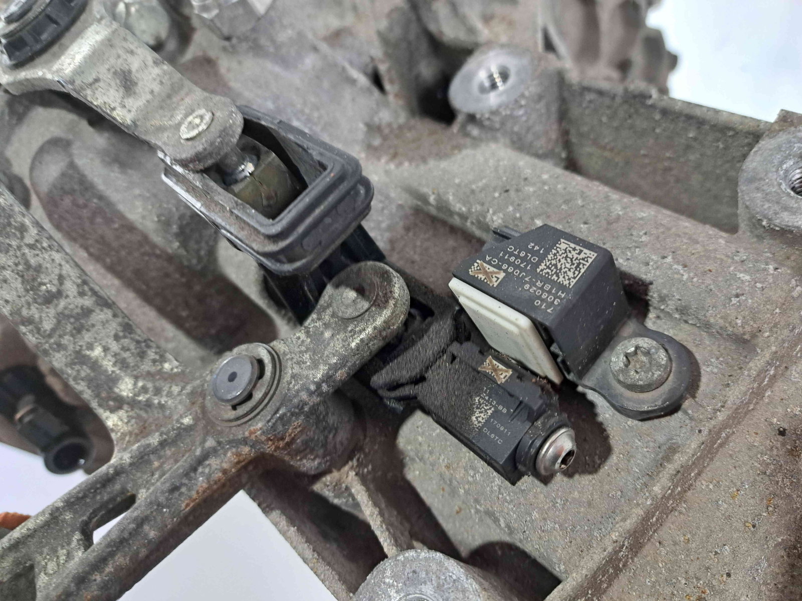 Cutie viteze manuala 6 trepte Ford Fiesta 8 [Fabr 2017-2025] 1.0 Benz M1DAH1BR 7002 AFC 92KW / 125CP - imagine 5