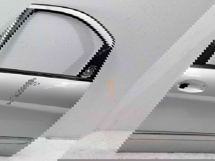 Usa dreapta fata Mercedes Clasa B (W245) [Fabr 2005-2011] 761 Argintiu polar