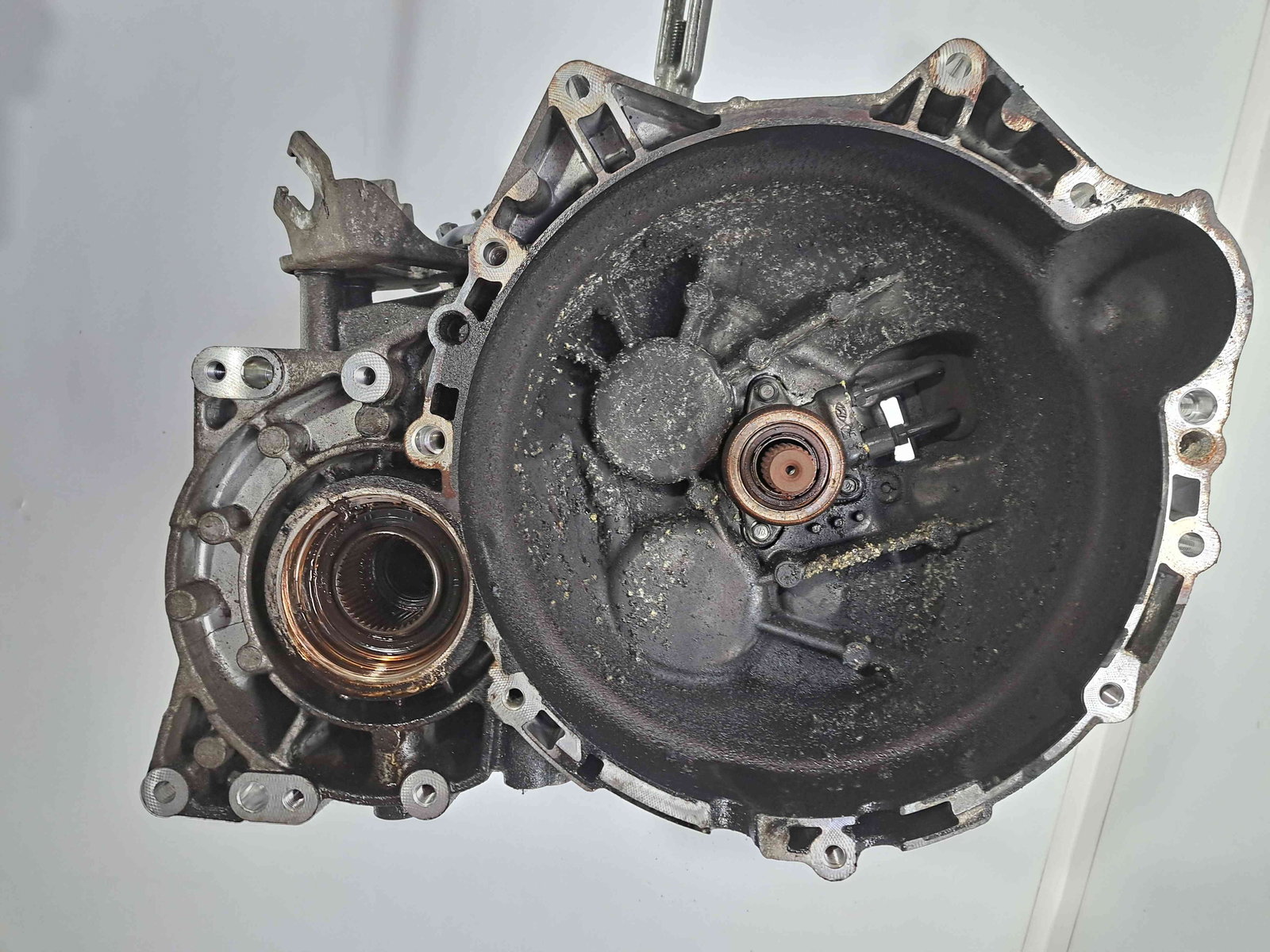 Cutie viteze manuala 6 trepte Kia Sportage IV [Fabr 2016-2025] 2.0 CRDI D4HASF95JF 136KW / 185CP - imagine 1