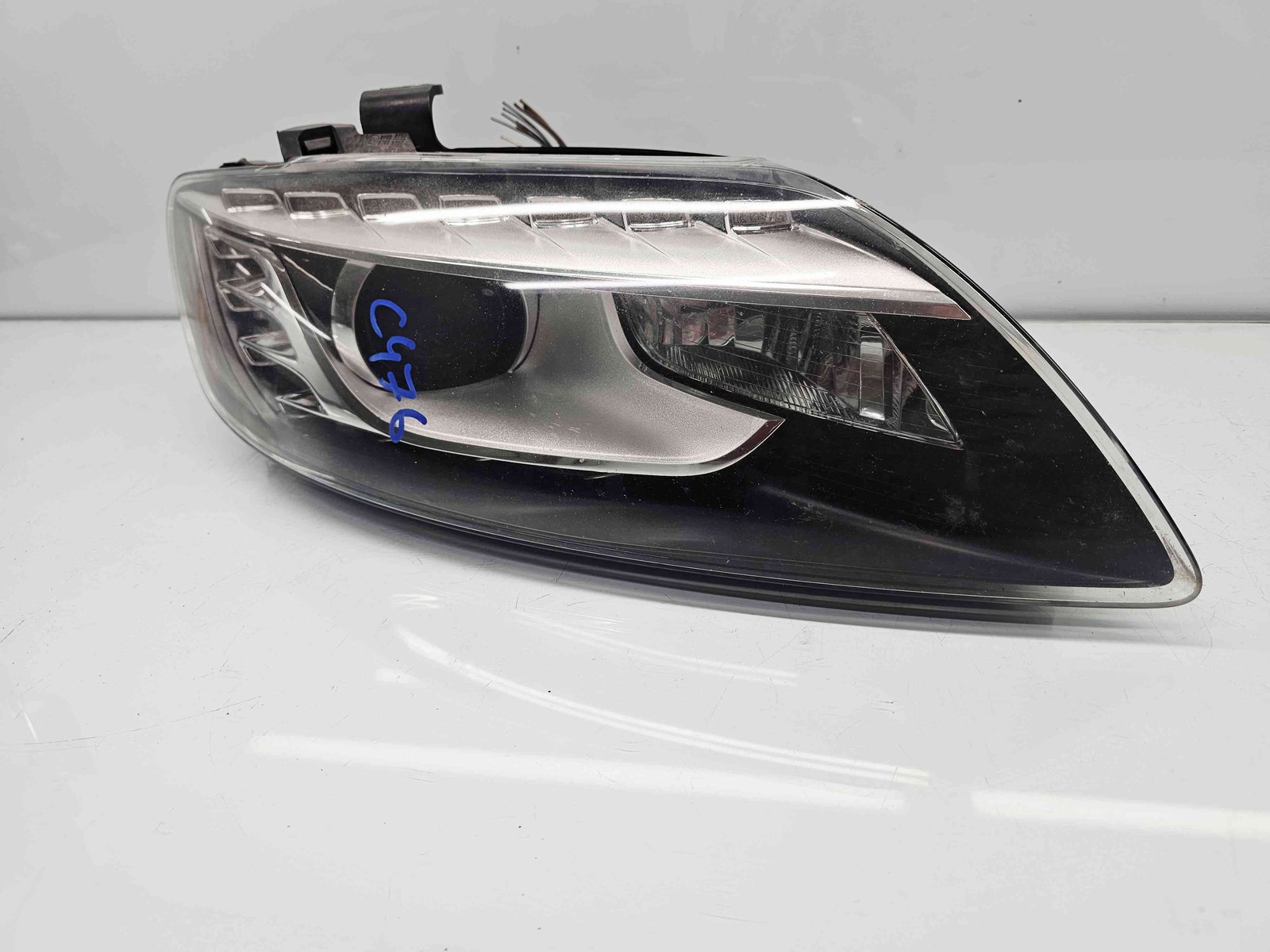 Far dreapta Audi Q7 (4LB) [Fabr 2006-2014] Facelift 4L0941004AG - imagine 6