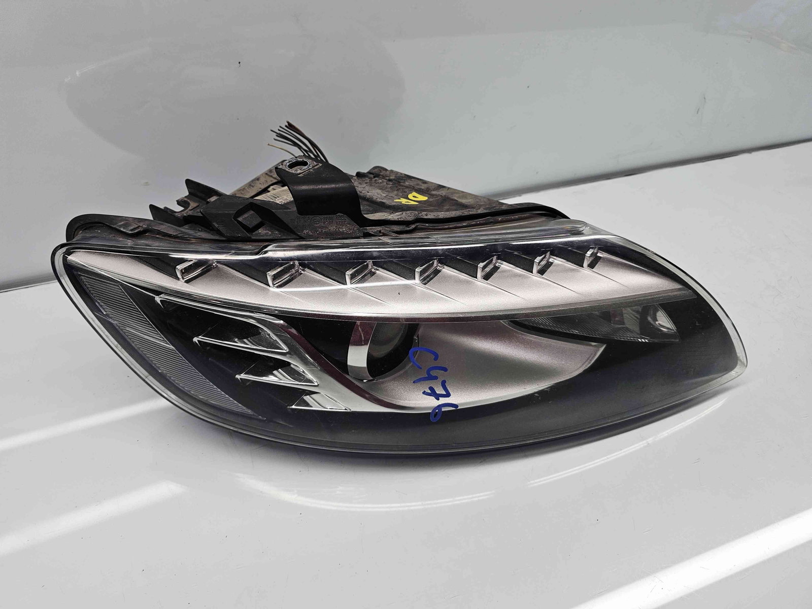 Far dreapta Audi Q7 (4LB) [Fabr 2006-2014] Facelift 4L0941004AG - imagine 7