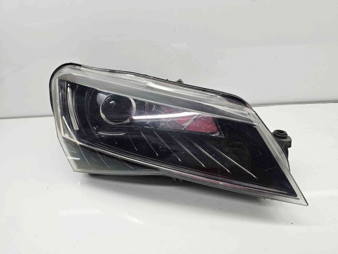  Far dreapta Skoda Superb III Combi (3V5) [Fabr 2015-2024] 3V2941016A