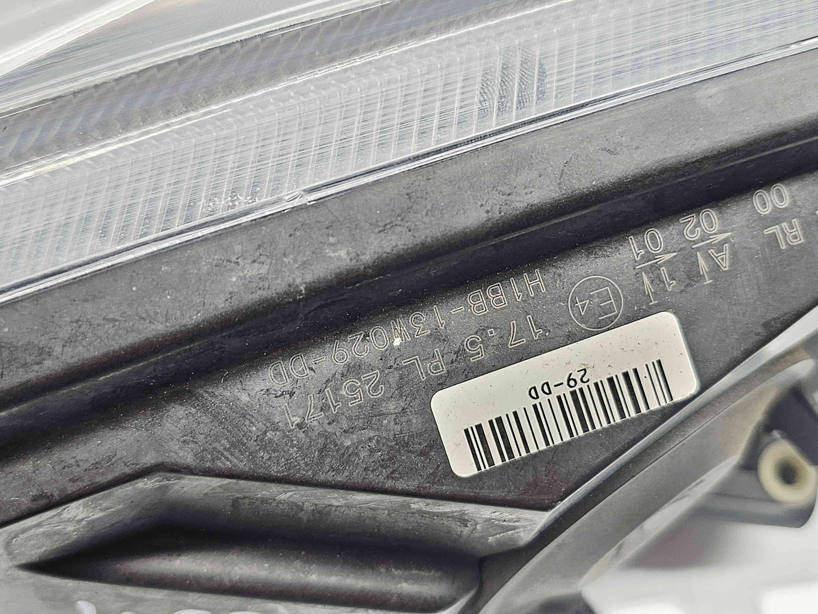 Far dreapta Ford Fiesta 8 [Fabr 2017-2025] H1BB-13W029-DD - imagine 4