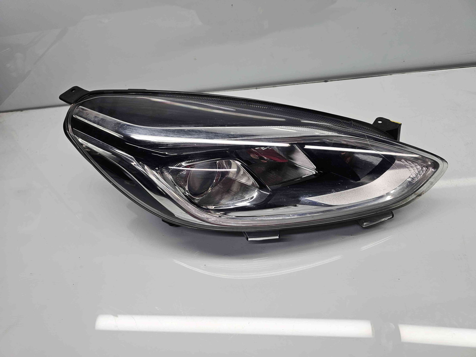 Far dreapta Ford Fiesta 8 [Fabr 2017-2025] H1BB-13W029-DD - imagine 7