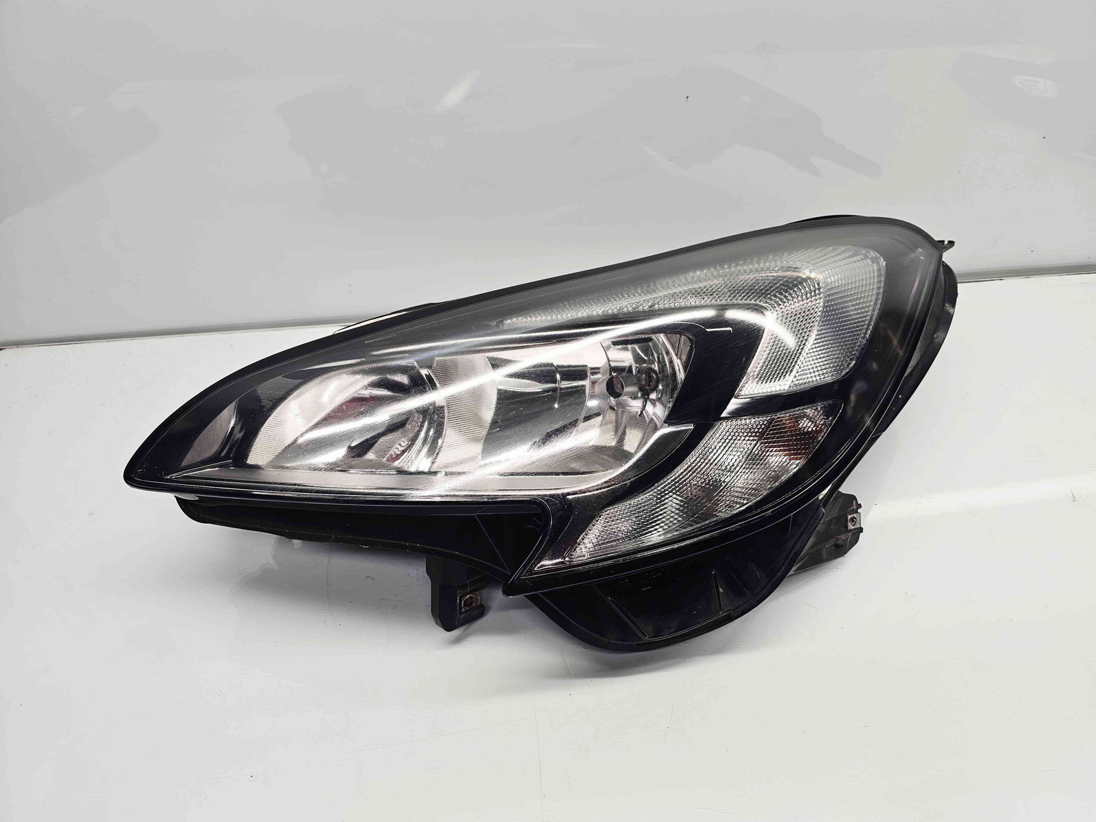 Far stanga Opel Corsa E [Fabr 2014-prezent] 13381345 - imagine 1