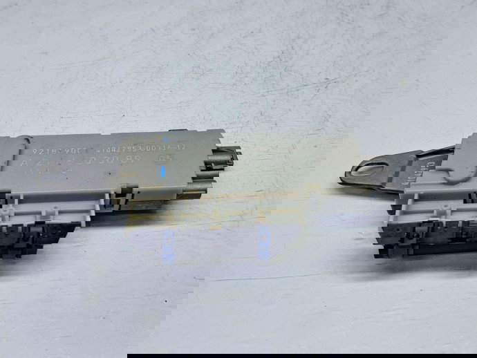  Amplificator antena Mercedes Clasa E (W211) [Fabr 2002-2009] A2118203089