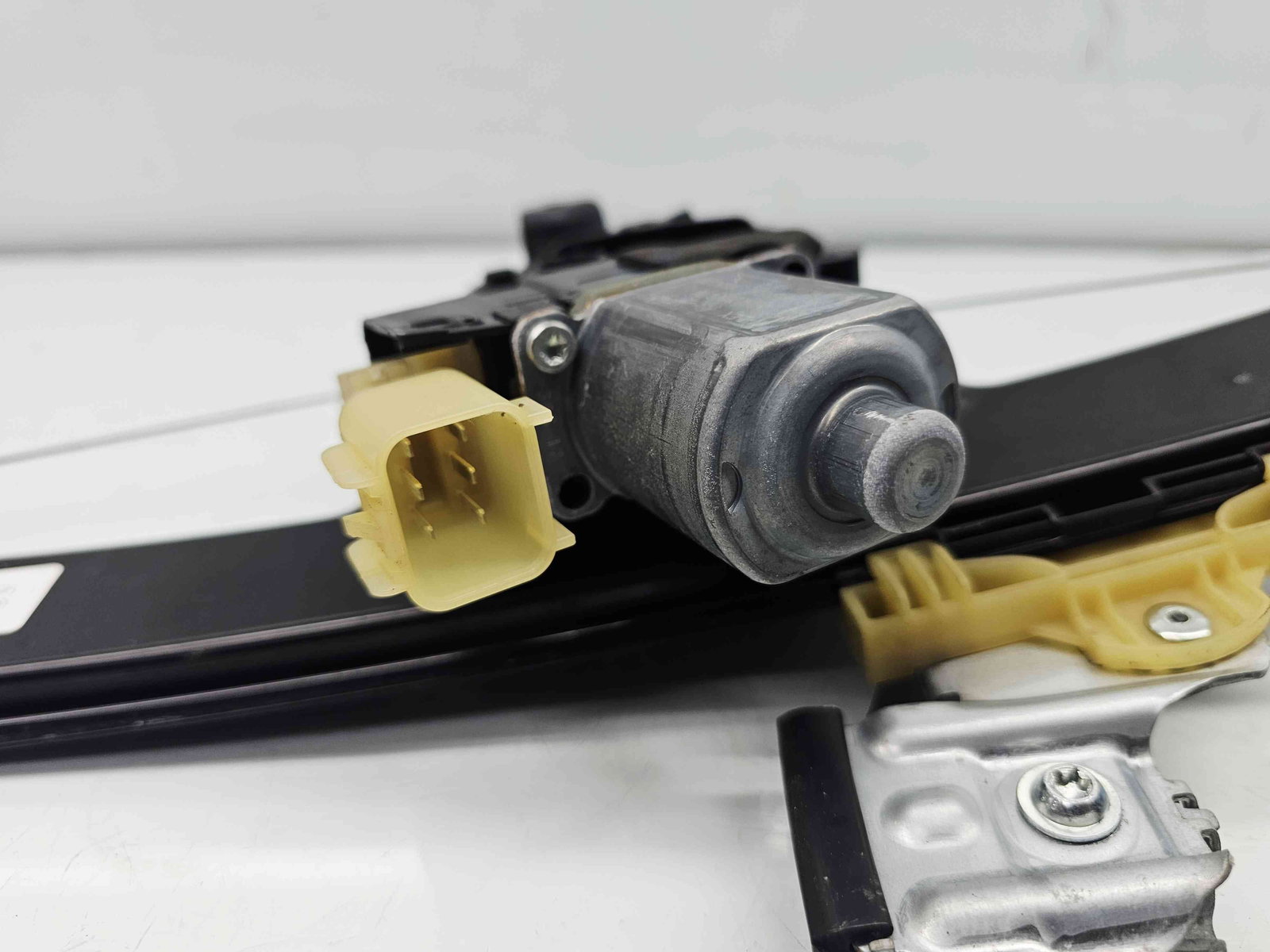 Macara electrica geam stanga fata Ford Ecosport [Fabr 2017-2024] GN15-A23201-E-B - imagine 2