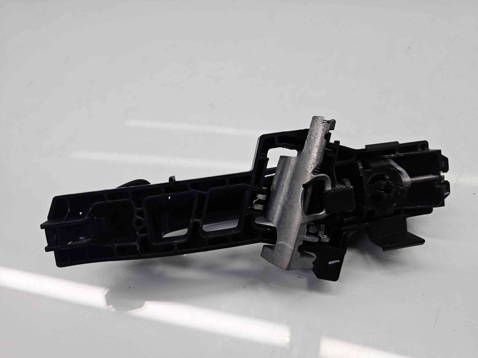 Maner usa stanga spate Ford Ecosport [Fabr 2017-2024] SHADOW BLACK - imagine 4