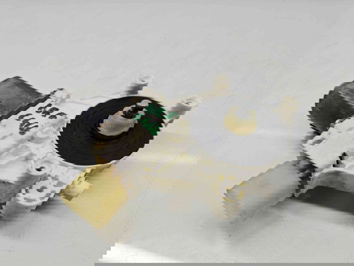 Motoras geam dreapta fata Bmw 3 Cabriolet (E93) [Fabr 2006-2011] Facelift OEM