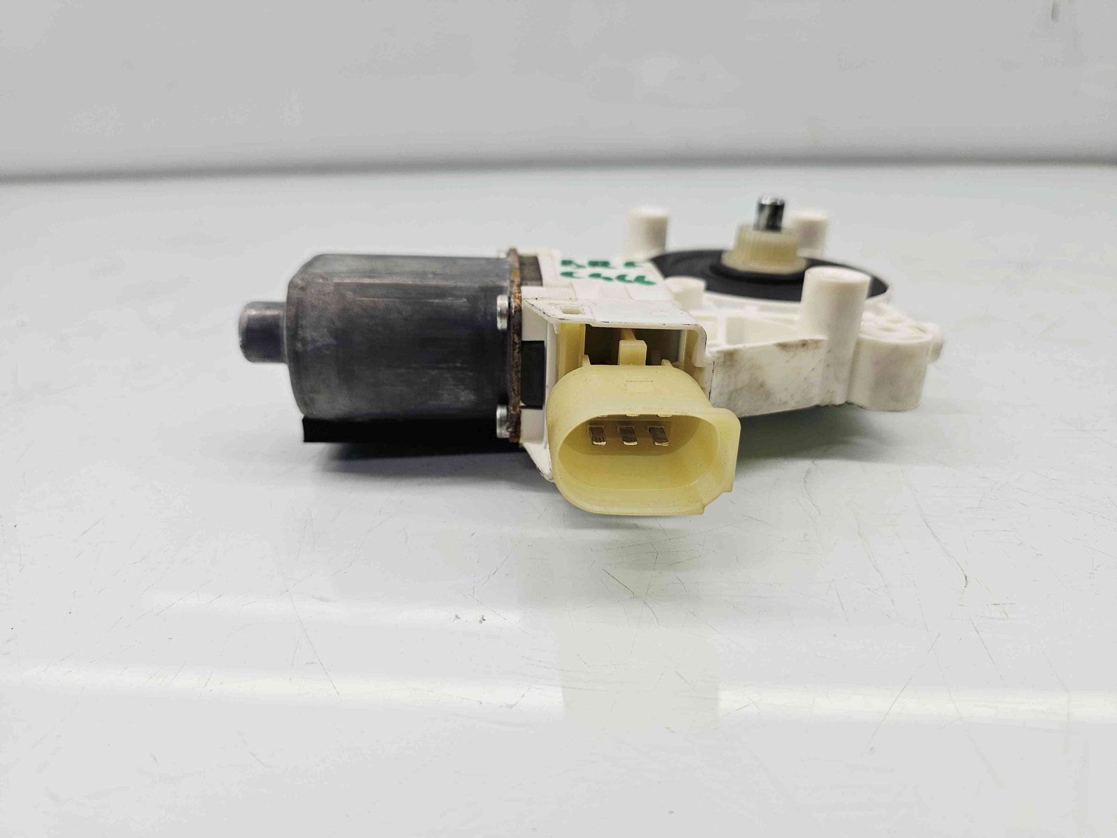 Motoras geam dreapta fata Bmw 3 Cabriolet (E93) [Fabr 2006-2011] Facelift OEM - imagine 3