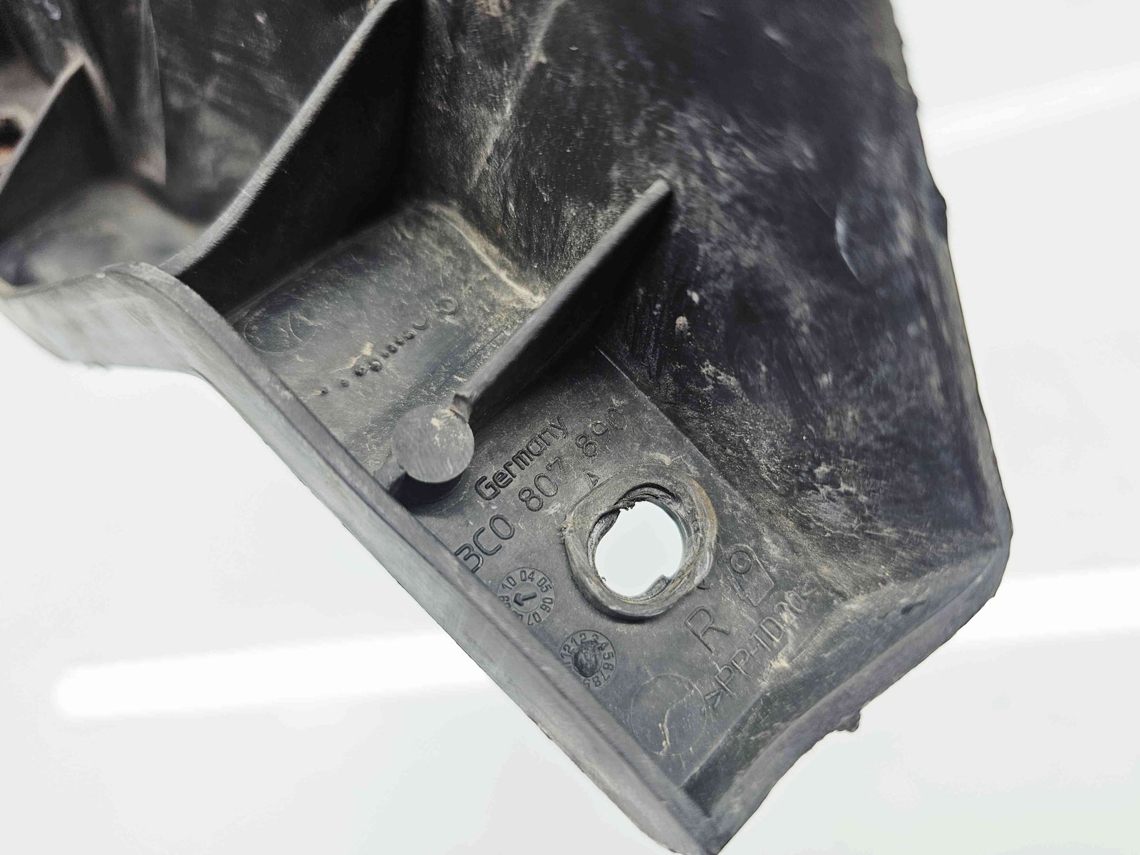 Suport far dreapta Volkswagen Passat B6 Variant (3C5) [Fabr 2005-2010] 3C0807890 - imagine 3