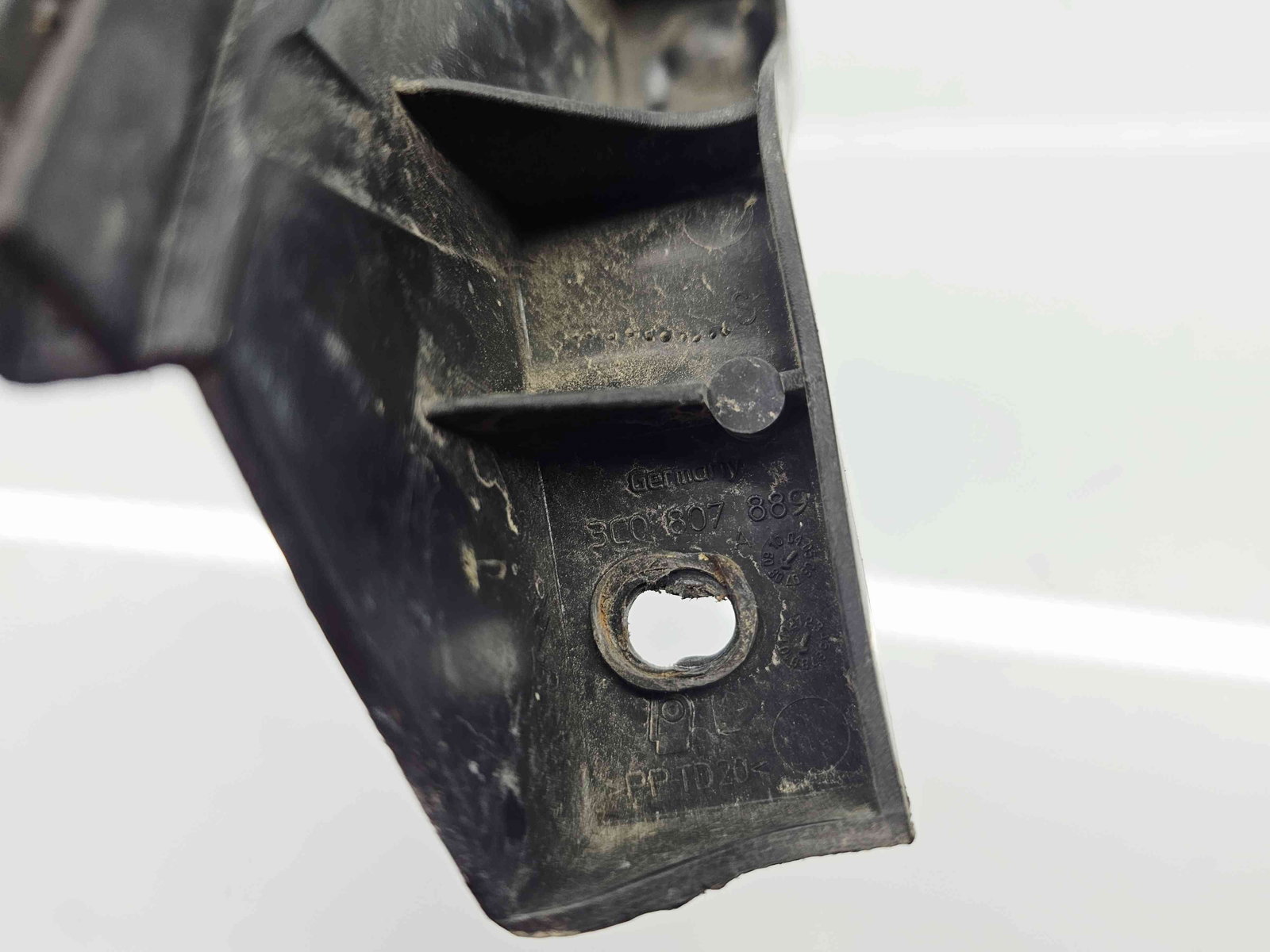 Suport far stanga Volkswagen Passat B6 Variant (3C5) [Fabr 2005-2010] 3C0807889 - imagine 3