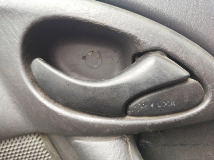 Maner interior dreapta fata Ford Focus 1 Coupe 1.8 Diesel OEM 1999-2005