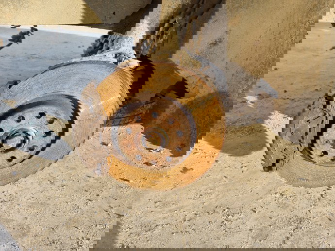 Fuzeta fata stanga Volkswagen Passat B6 Variant (3C5) [Fabr 2005-2010] 2.0 TDI BMP 103KW / 140CP