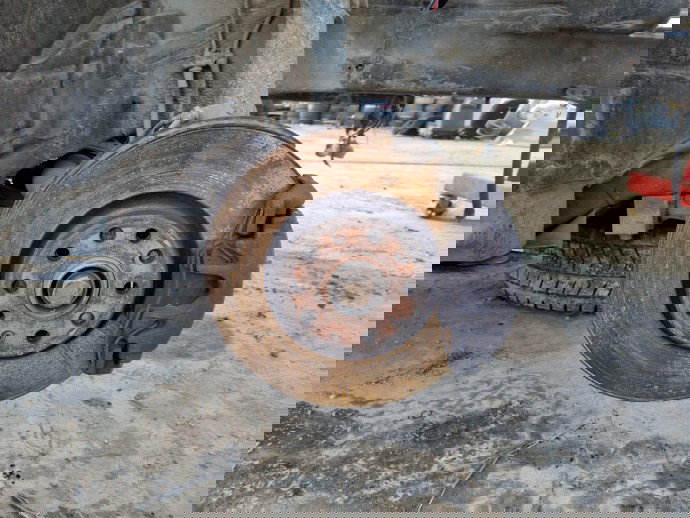 Fuzeta fata dreapta Volkswagen Passat B6 Variant (3C5) [Fabr 2005-2010] 2.0 TDI BMP 103KW / 140CP