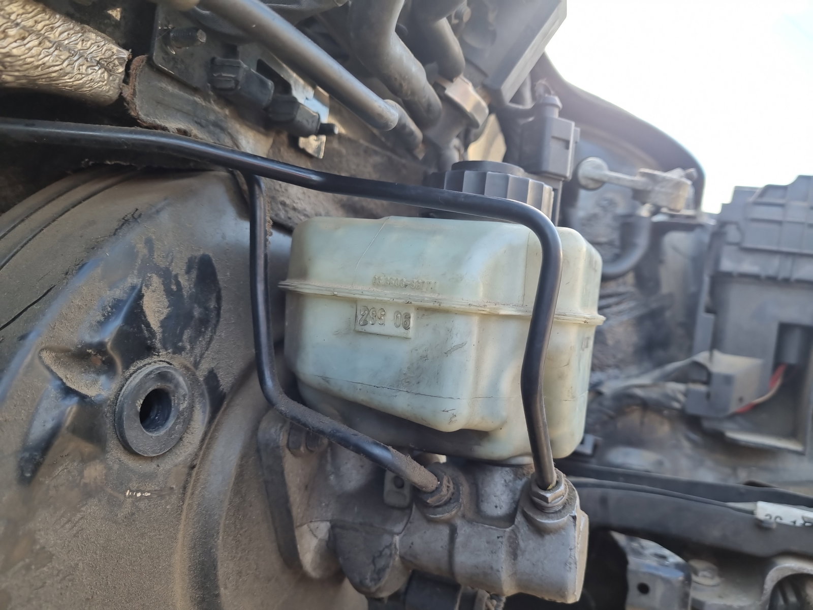 Vas lichid frana Volkswagen Passat B6 Variant (3C5) [Fabr 2005-2010] 3C1 611 301 - imagine 3