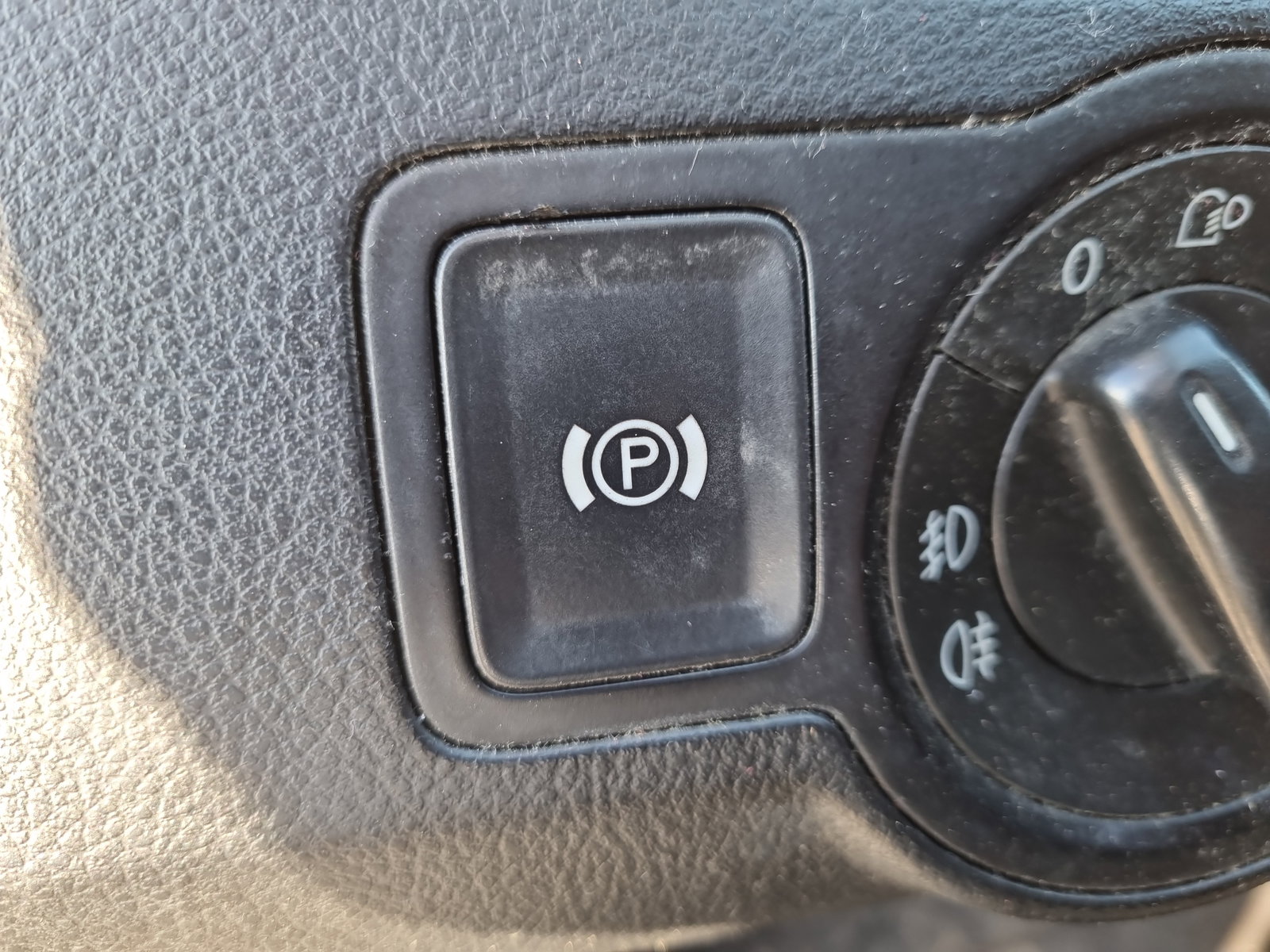 Buton frana de mana Volkswagen Passat B6 Variant (3C5) [Fabr 2005-2010] OEM