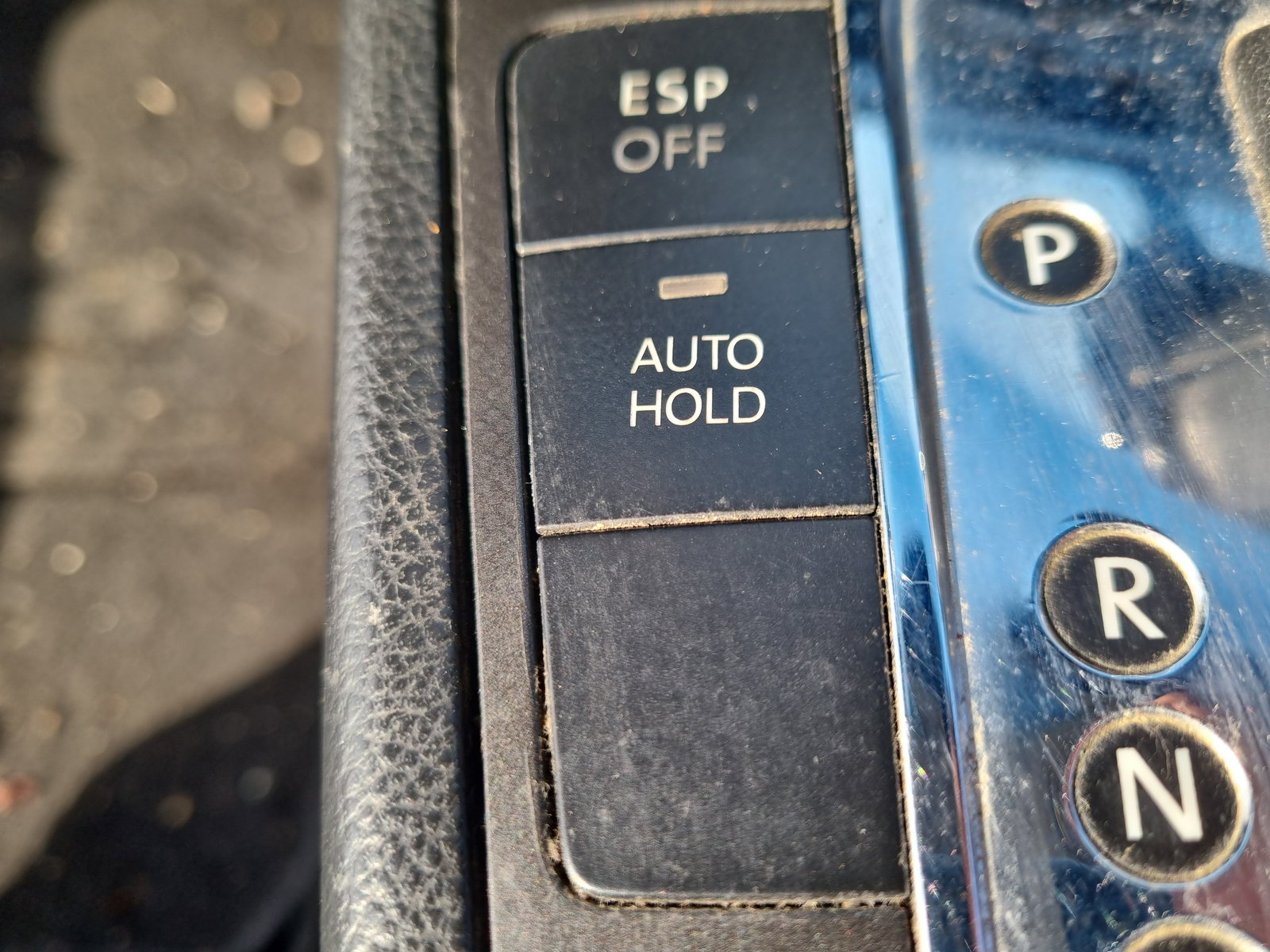 Buton Auto Hold Volkswagen Passat B6 Variant (3C5) [Fabr 2005-2010] OEM