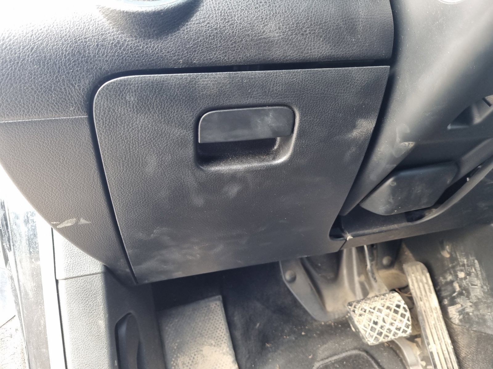 Sertar bord Volkswagen Passat B6 Variant (3C5) [Fabr 2005-2010] OEM - imagine 1