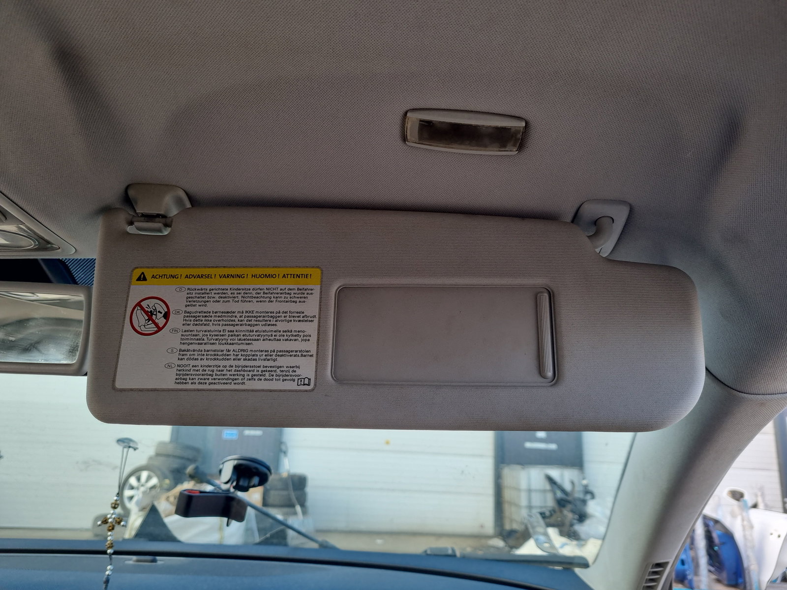 Parasolar dreapta Volkswagen Passat B6 Variant (3C5) [Fabr 2005-2010] OEM - imagine 2