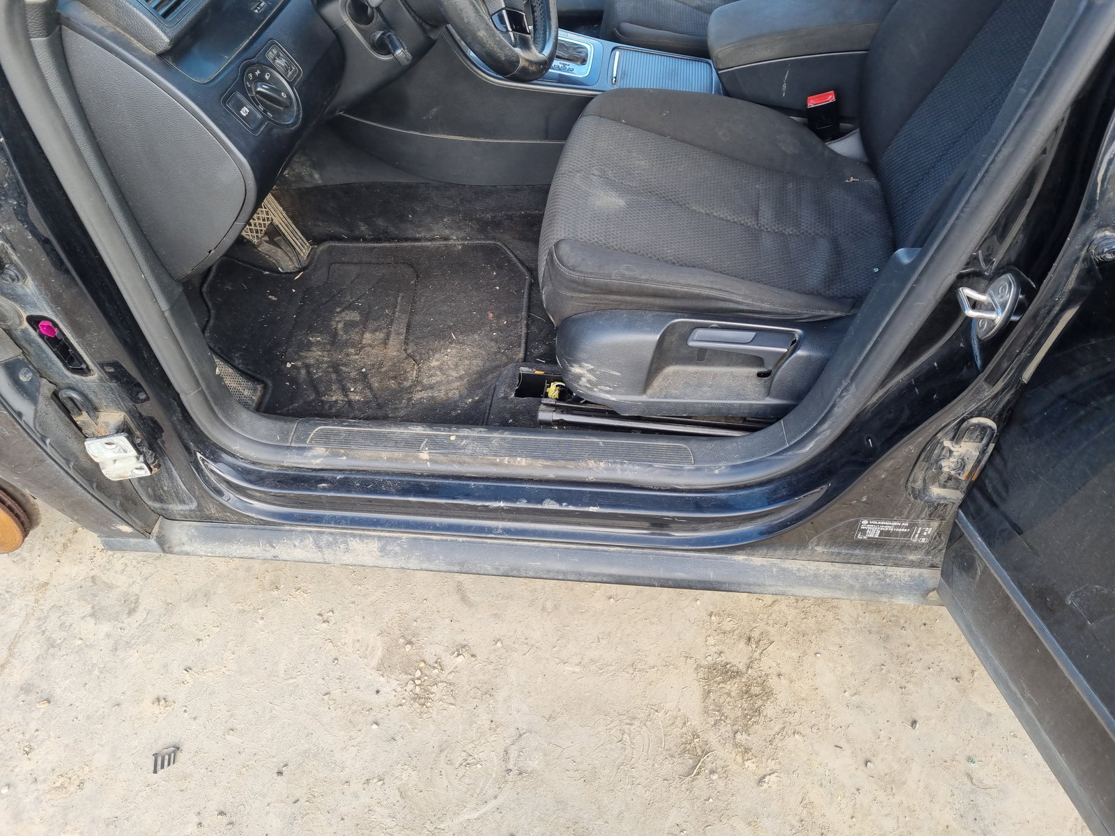 Prag lateral stanga Volkswagen Passat B6 Variant (3C5) [Fabr 2005-2010] OEM - imagine 2