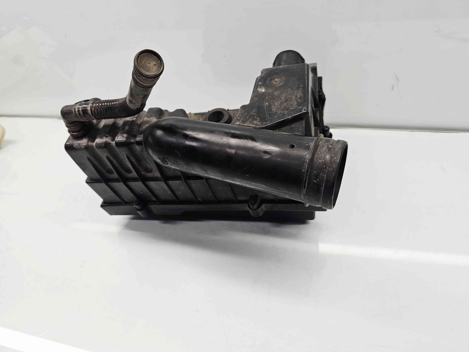 Carcasa filtru aer Skoda Octavia 2 (1Z3) [Fabr 2004-2013] 3C0129607AP 2.0 TDI BMP 103KW / 140CP - imagine 2