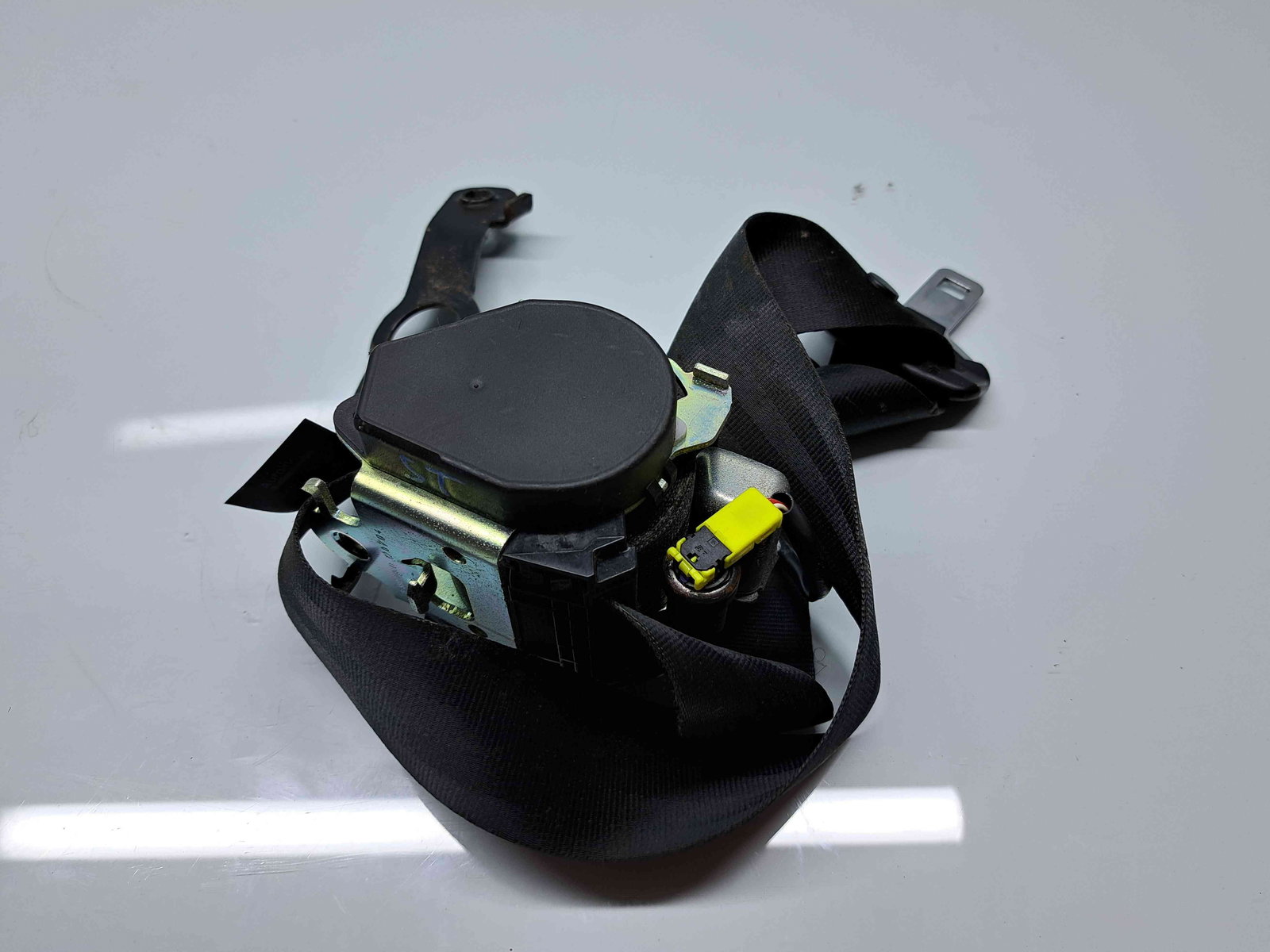 Centura stanga fata Nissan Qashqai [Fabr 2007-2014] Facelift 86885JD00A - imagine 2