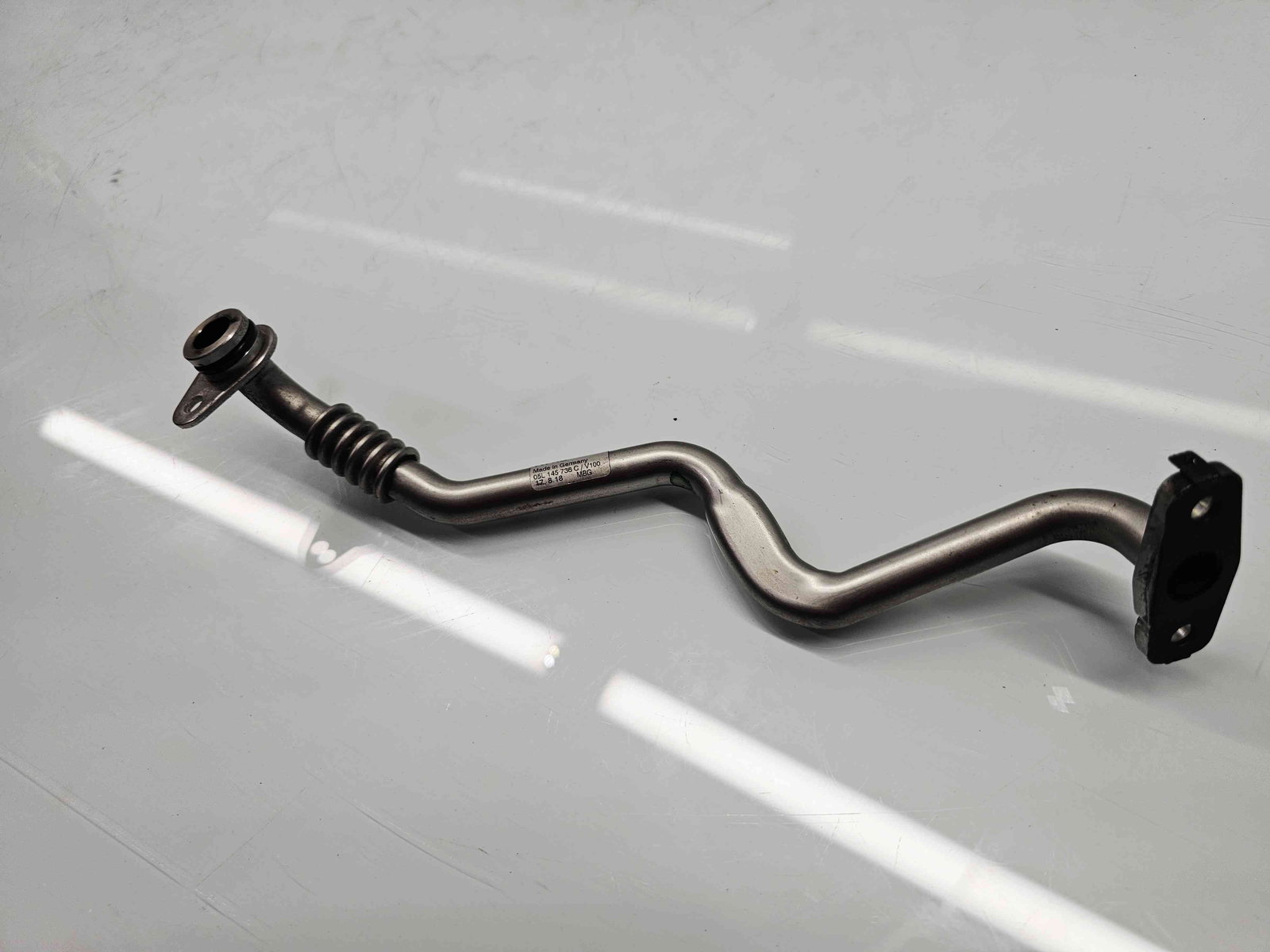 Conducta ulei Audi A6 (4A2, C8) S-line [Fabr 2018-2025] 05L145736C 2.0 TDI DFBA 150KW / 204CP - imagine 4